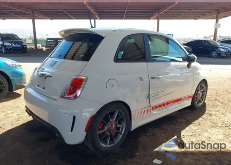 2014 Fiat 500 Abarth z USA, uszkodzony, nr VIN 3C3CFFFH0ET288581